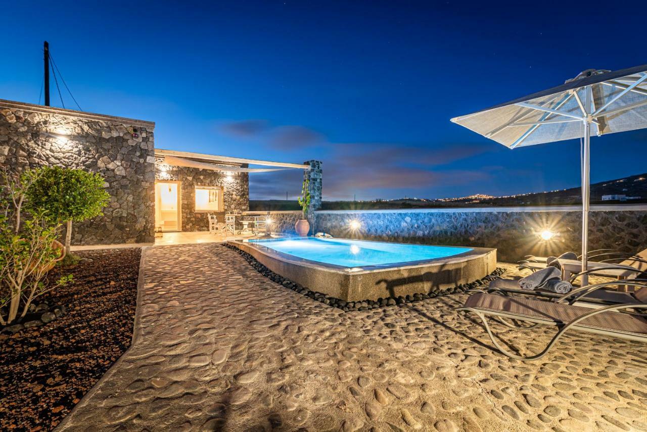 Klimata House - Private Jacuzzi Pool & Bbq Villa Vlychada Eksteriør billede
